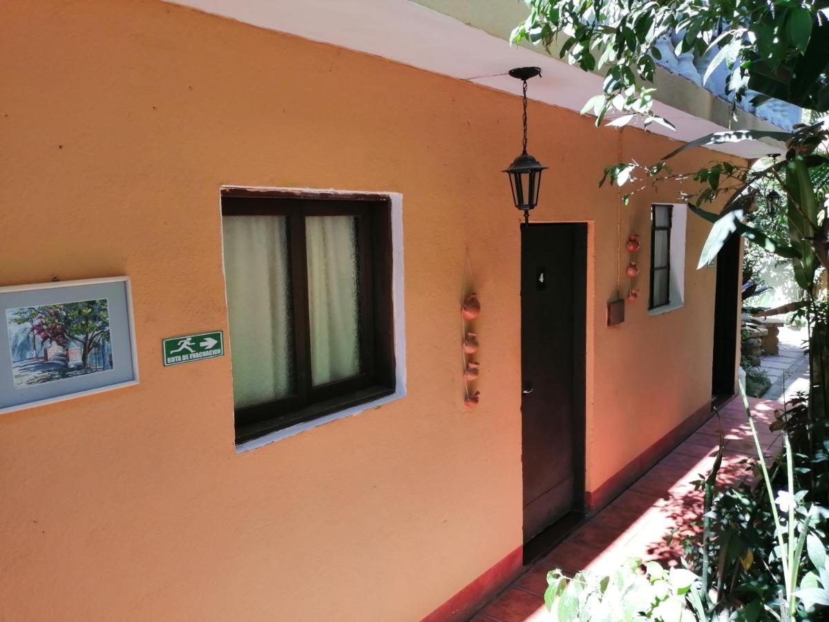 Hotel Internacional Guest House Antigua Exterior photo